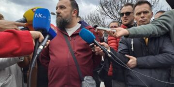 Osumnjičenom novinaru Policija vratila telefon jer ga nisu mogli otključati