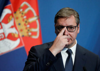 Djeca diljem Srbije ožalošćena: ‘Žao nam je, ove godine nema ekskurzija, Vučić je uzeo sve autobuse‘
