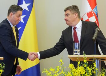 Bećirović poručio Milanoviću: Mora se poštovati BiH, naročito “kolega” Komšić