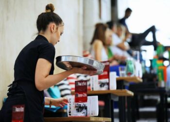 Grad Tuzla pokrenuo program prekvalifikacije za mlade nezaposlene osobe ispod 35 godina