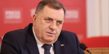Dodik: Najavljeno nadlijetanje NATO bombardera je zastrašivanje