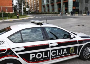 Razbojništvo u Sarajevu. U pola bijela dana presreli ga i oteli mu novac