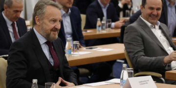 SDA o povlačenju kadrova iz Ustavnog suda BiH: Dodik vrši “organizovani napadi na državne institucije”