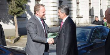 Bakir uvodi povjereništva u općinske odbore za koje sumnja da bi mogli dati podršku Mehmedoviću?