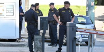 U toku policijska akcija na Bistriku: Zapljena imovine Admira Arnautovića Šmrka (VIDEO)