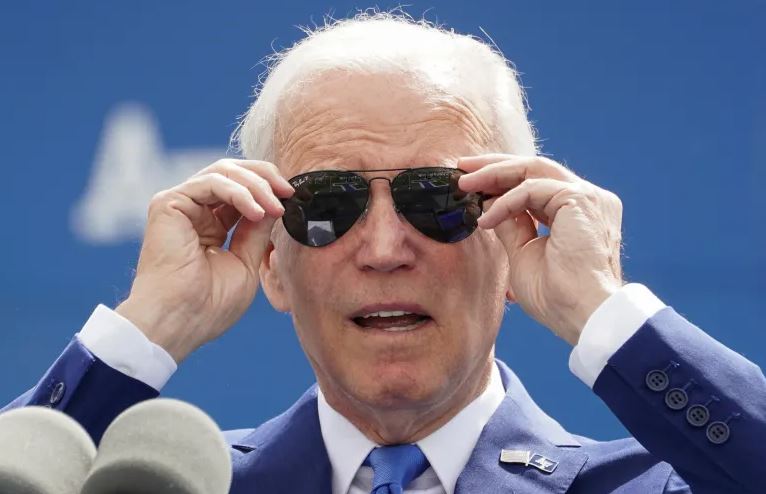 Najnoviji Bidenov gaf zgranuo svijet! Da li je neko pustio skeč Montya Pythona?‘