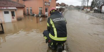 Zbog padavina vanredno stanje u Srbiji. Poplavljeno 37 općina i gradova