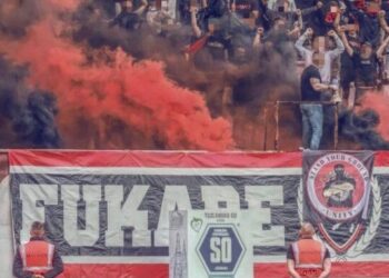 Fukare nakon izbora Mujanovića nezadovoljne: OD DANAS I ZAUVIJEK NEPRIJATELJI I GROBARI KLUBA.