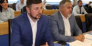 Stranku za BiH napustili članovi predsjedništva partije i njeni funkcioneri iz Goražda
