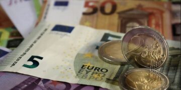 Stopa inflacije u Evropi pala je na 6,1 posto, ali cijene hrane i dalje predstavljaju problem