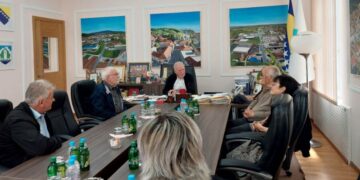 Bivši gradonačelnik Fleury les Aubrais, Pierre Bauchet, posjetio Gračanicu