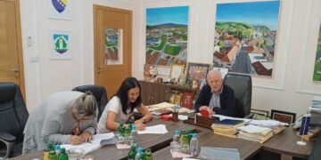 Gračanica: Potpisana dva nova sporazuma o zbrinjavanju socijalnih kategorija stanovništva