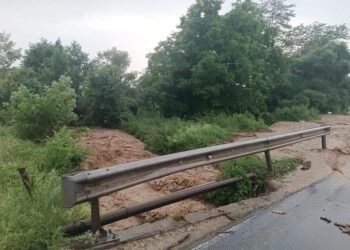 Teško stanje i u Kalesiji: poplavljeni stambeni objekti, štale, garaže, kotlovnice… (VIDEO)