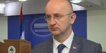 Srđan Mazalica (SNSD): Genocida nije bilo, a bijele trake su “laž, obmana, dezinformacija i propaganda”