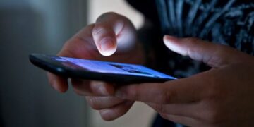 Mislite li da vas mobilne aplikacije prisluškuju? Evo odgovor!