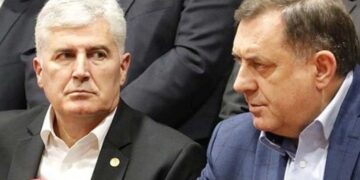 Dragan Čović se udaljava od  Milorada Dodika