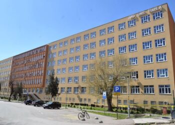 Univerzitetski klinički centar Tuzla: Demant na lažne navode saopštenja KO SDP BiH Tuzla