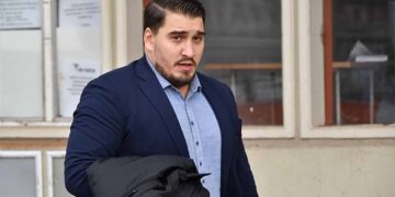 Haris Zahiragić (SDA): Sakib Mahmuljin nije imao kontrolu nad “vojnicima agresorske vojske”!?