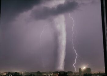 Nevjerovatno! Da li je ovo sljedeće što nas očekuje? Tornado pogodio Milano i Lombardiju.