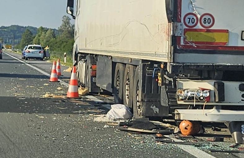 Hrvatska: Teška saobraćajna nesreća na A2. Jedna osoba poginula, promet prekinut (FOTO)