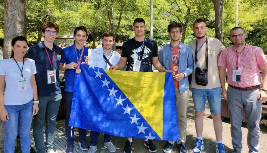 Veliki uspjeh mladih fizičara iz BiH na Međunarodnoj Olimpijadi u Japanu