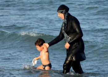 Slučaj “burkini”: O učestalom “islamofobnom” ponašanju na Panonici u Tuzli pišu i regionalni mediji