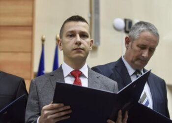 Goganović: Treba da nas zabrine mogućnost Helezovog rasuđivanja što dalje dovodi u pitanje mentalnu sposobost za rukovođenje jednom institucijom kakva je Ministarstvo odbrane