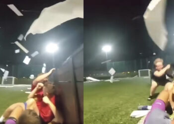 Snimak djece na stadionu u Nišu koje  je uhvatilo nevrijeme tokom tereniga izgleda kao snimak sa ratišta