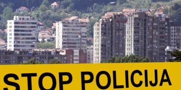Tragedija u Tuzli: Dijete smrtno stradalo padom sa 15. sprata nebodera na Slatini u Tuzli