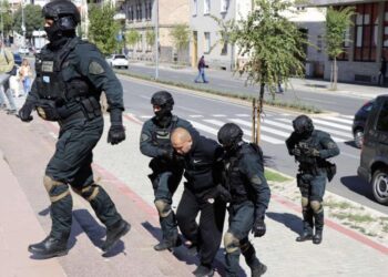 Federalna Uprava policije se uključuje u istrage Sky poruka nakon uklanjanja Osmicinih kadrova