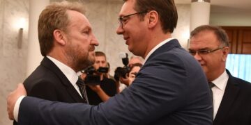Dosije SB: Tajni dogovor Izetbegovića i Vučića, kojem je posredovao Milorad Dodik?