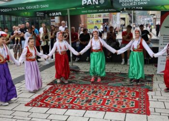 Udruženje žena „Sretna žena“ Banovići organizovalo „Dan palačinki i sajam domaćih proizvoda“