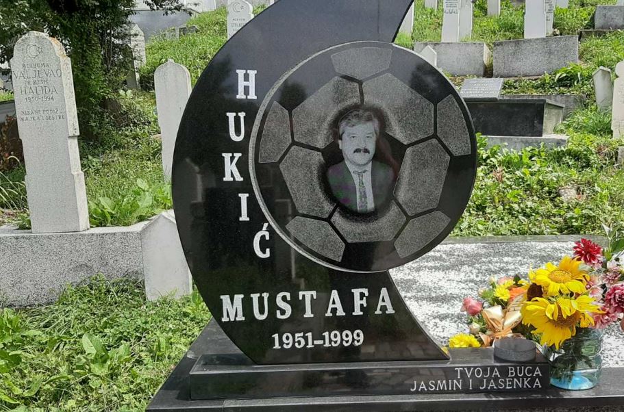 Sjećanje na fudbalskog princa Mustafu Hukića Sjećanje na fudbalskog princa Mustafu Hukića