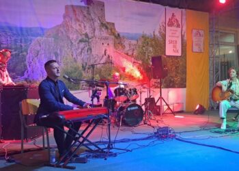 Sjajan koncert sastava “Mustra Orchestra” u Srebreniku
