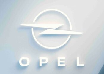 Opel predstavio novi logo: “Munja” hrabrog i beskompromisnog dizajna