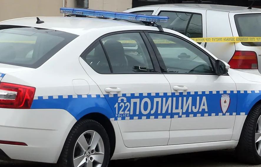 Rođaka udarao prvo sječivom pa ušicom sjekire. Ubio ga zbog međe Rođaka udarao prvo sječivom pa ušicom sjekire. Ubio ga zbog međe