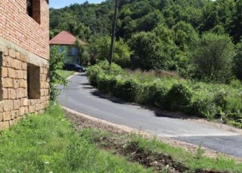 Grad Tuzla: U naselju Piljići, MZ Breške, okončani radovi na sanaciji lokalnog puta