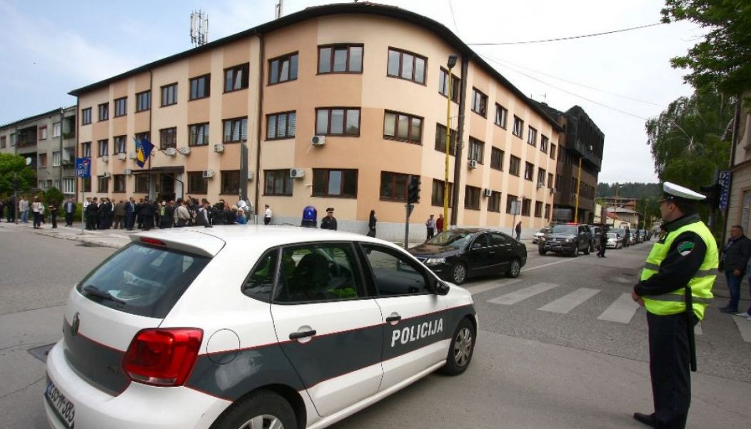 MUP TK: Proteklog vikenda izdata 143 saobraćajna prekršajna naloga MUP TK: Proteklog vikenda izdata 143 saobraćajna prekršajna naloga