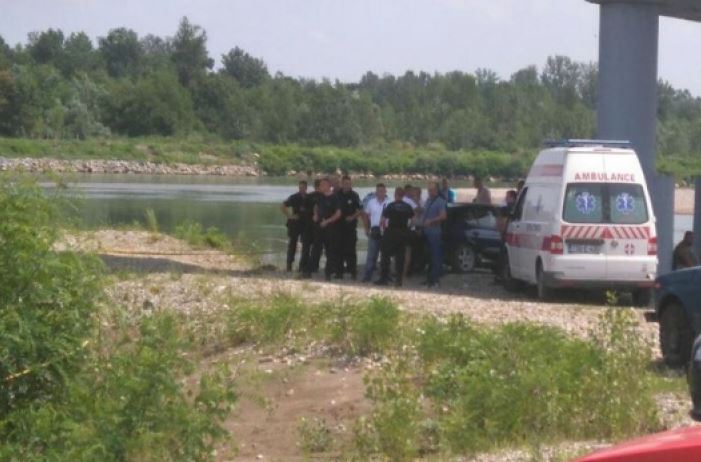 Na obali Drine pronađen ljudski leš Na obali Drine pronađen ljudski leš