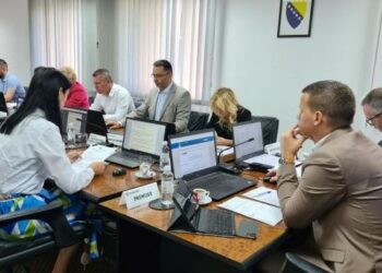 Vlada TK: Obezbijediti sredstva za uvezivanje radnog staža 12 radnika