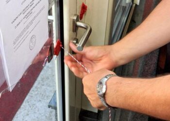 Porezni inspektori u Tuzli zapečatili 10 poslovnih objekata