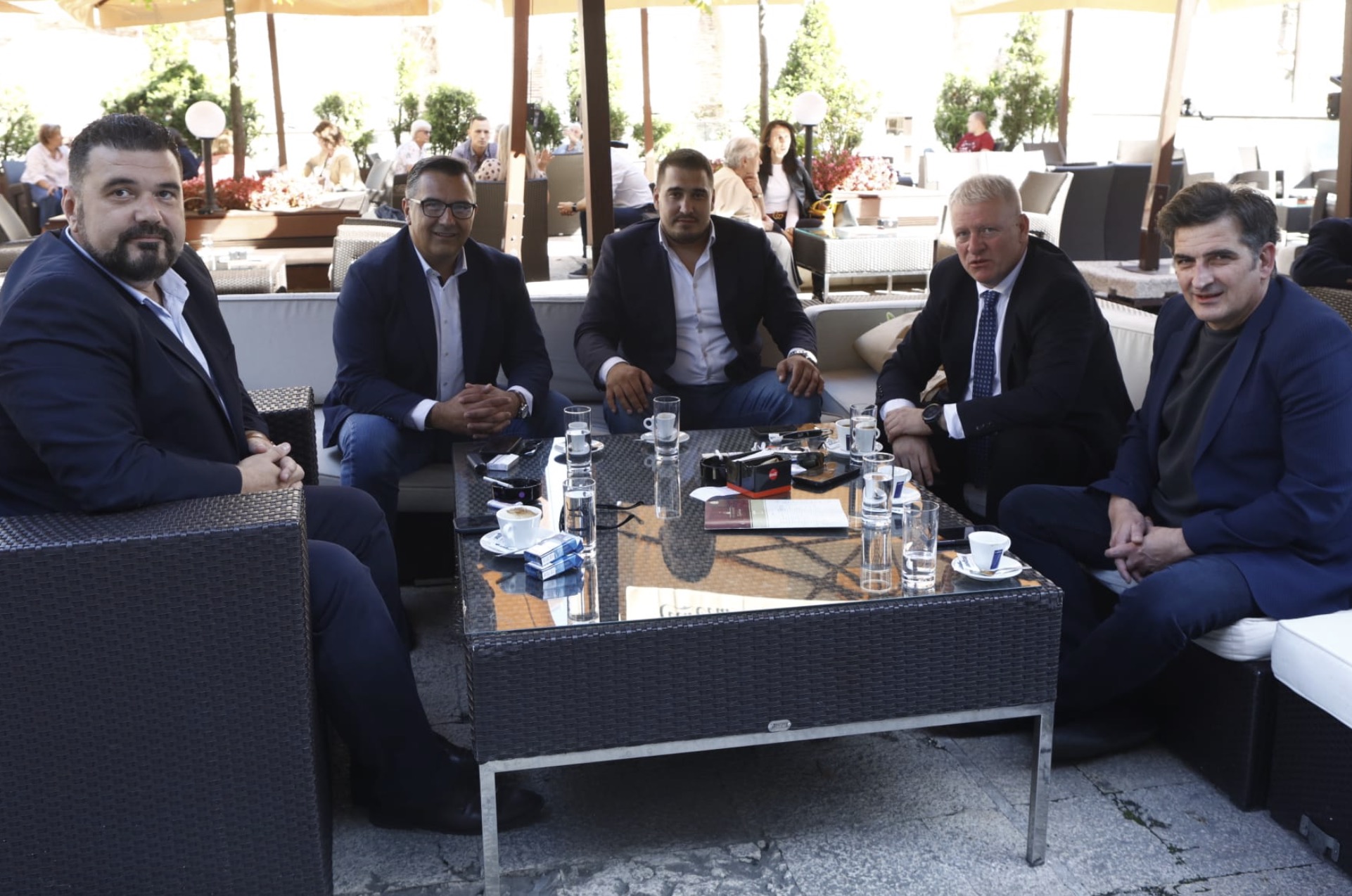 Kao dva oka u glavi “juršnici” SDA i DF-a( Zahiragić, Kapidžić, Mešalić i Begić) skupa podržavaju SDA kandidata u Sarajevu