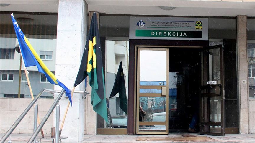 Optužnica protiv Edina Atića, bivšeg šefa u Rudniku “Kreka”: Ugalj radnika prodavao trećim licima Optužnica protiv Edina Atića, bivšeg šefa u Rudniku “Kreka”: Ugalj radnika prodavao trećim licima
