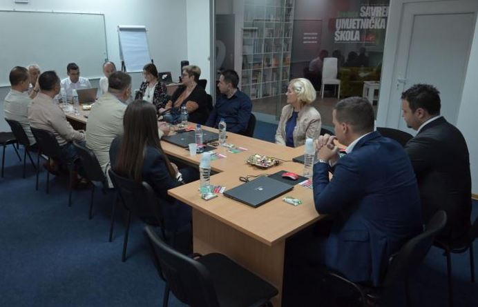Vlada TK: Premijer i resorni ministar posjetili JU BKC TK Vlada TK: Premijer i resorni ministar posjetili JU BKC TK