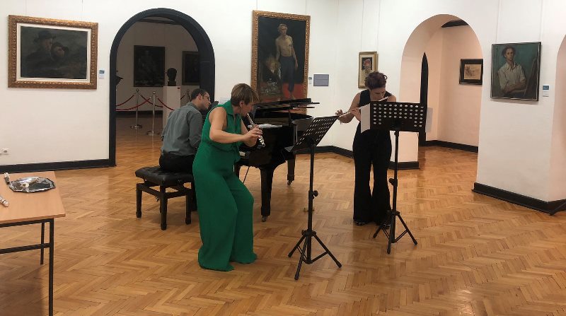 Tuzla: Održan koncert ansambla Flutete