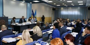 Skupština TK će hitno zasijedati zbog subvencioniranja aviokompanija koje žele letjeti iz Tuzle