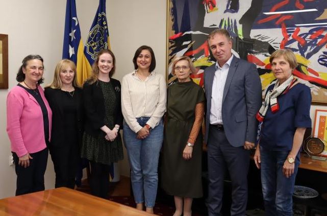 Sastanak predstavnika gradske uprave Tuzla sa predstavnicom Ambasade Australije u Beču Sastanak predstavnika gradske uprave Tuzla sa predstavnicom Ambasade Australije u Beču