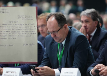 Evo šta je Safet Softić naveo u pisanoj izjavi o odustajanju od kandidature za potpredsjednika SDA