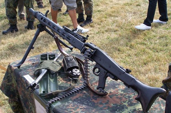 Akcija MUP-a TK: Zaplijenjen puškomitraljez “Šarac” s redenikom i 135 komada metaka
