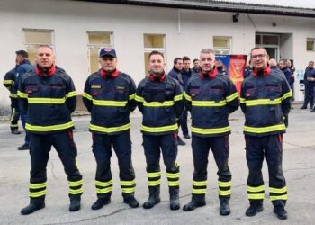 ˝Spašavanje u prometnim nesrećama 2023˝: Tuzlanski vatrogasci učestvovali na radionicama u Karlovcu